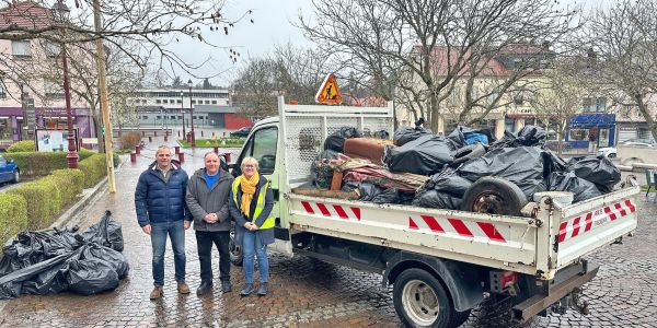 NETTOYAGE DE PRINTEMPS SOUS LA NEIGE ET LA PLUIE !!