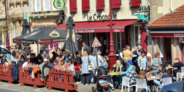UNE BELLE BRADERIE DE PÂQUES