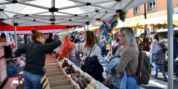 UNE BELLE BRADERIE DE PÂQUES