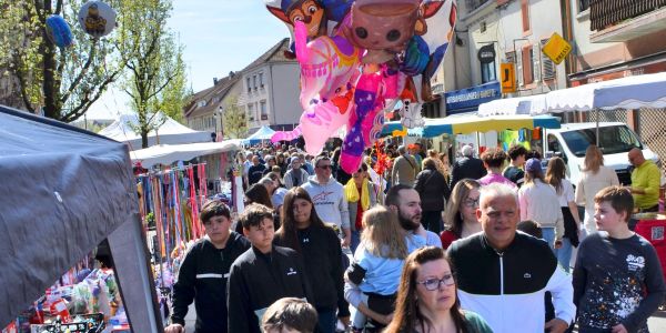 UNE BELLE BRADERIE DE PÂQUES