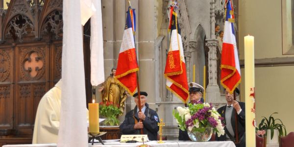 COMMÉMORATION EN MÉMOIRE DES VICTIMES DE LA DÉPORTATION