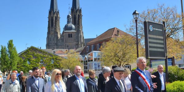 COMMÉMORATION EN MÉMOIRE DES VICTIMES DE LA DÉPORTATION