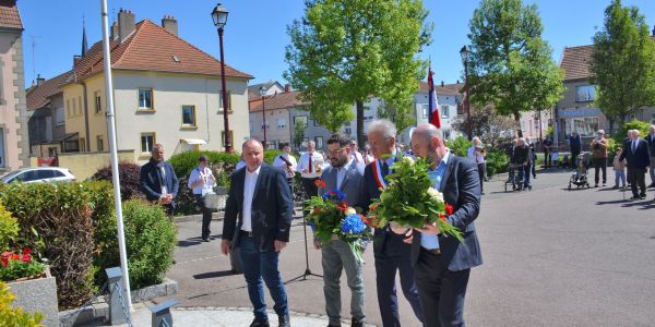 COMMÉMORATION EN MÉMOIRE DES VICTIMES DE LA DÉPORTATION