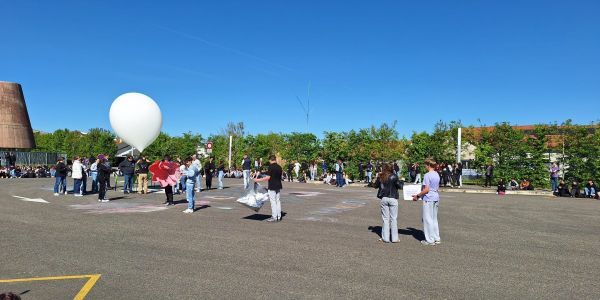 Étudions l’atmosphère de la Terre...