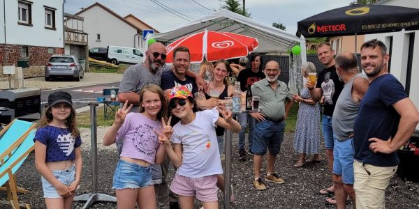 "fête des voisins” à Sarralbe