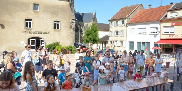 LA VILLE RÉCOMPENSE LES ARTISTES EN HERBE