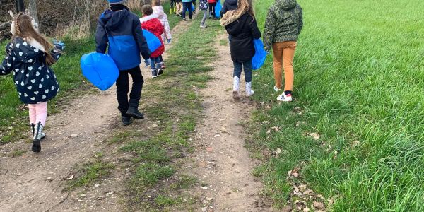 NETTOYAGE DE PRINTEMPS À L'ÉCOLE DE RECH