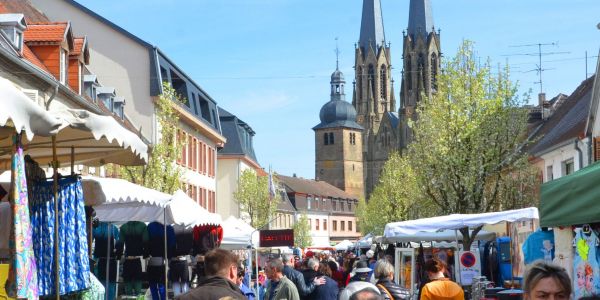 BRADERIE DU LUNDI DE PÂQUES : PLUS DE PHOTOS ET DÉBRIEFING