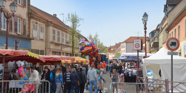 BRADERIE DU LUNDI DE PÂQUES : PLUS DE PHOTOS ET DÉBRIEFING