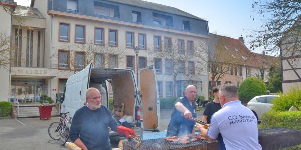 BRADERIE DU LUNDI DE PÂQUES : PLUS DE PHOTOS ET DÉBRIEFING