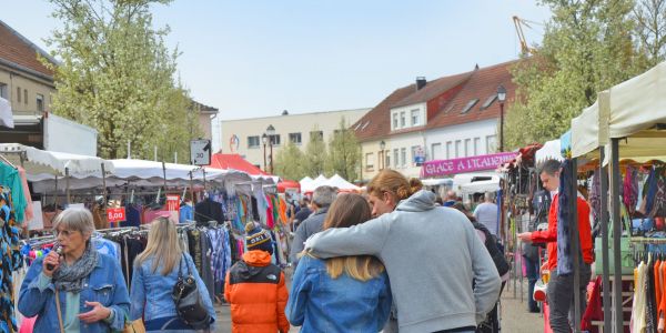 BRADERIE DU LUNDI DE PÂQUES : PLUS DE PHOTOS ET DÉBRIEFING