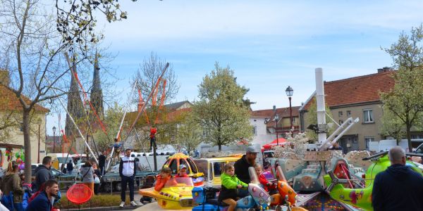 BRADERIE DU LUNDI DE PÂQUES : PLUS DE PHOTOS ET DÉBRIEFING