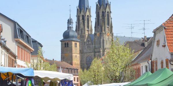 BRADERIE DU LUNDI DE PÂQUES : PLUS DE PHOTOS ET DÉBRIEFING