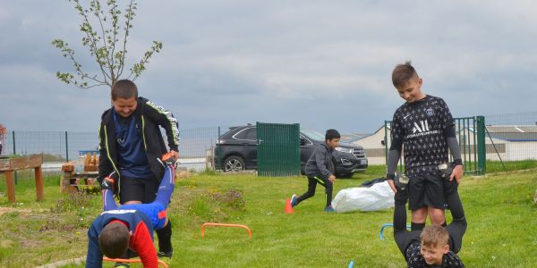 STAGE DE FOOT POUR NOS JEUNES U8, 9 ET 11 DE L'ESF2018 PENDANT LES VACANCES DE PRINTEMPS