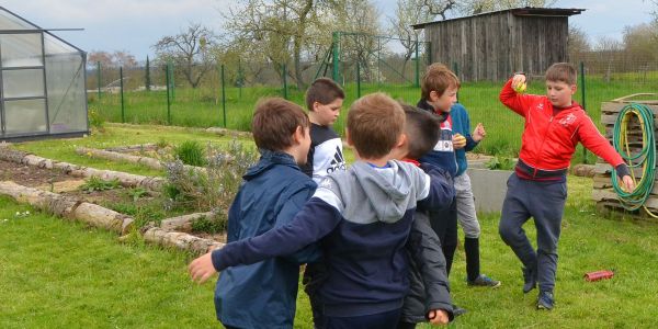 STAGE DE FOOT POUR NOS JEUNES U8, 9 ET 11 DE L'ESF2018 PENDANT LES VACANCES DE PRINTEMPS