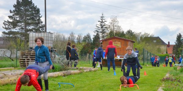 STAGE DE FOOT POUR NOS JEUNES U8, 9 ET 11 DE L'ESF2018 PENDANT LES VACANCES DE PRINTEMPS