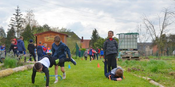 STAGE DE FOOT POUR NOS JEUNES U8, 9 ET 11 DE L'ESF2018 PENDANT LES VACANCES DE PRINTEMPS