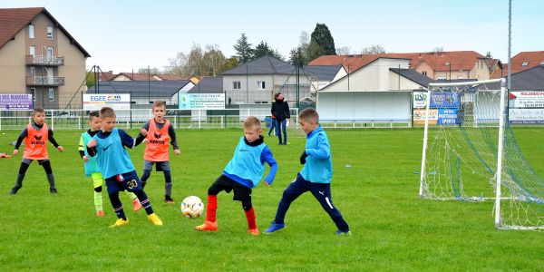 STAGE DE FOOT POUR NOS JEUNES U8, 9 ET 11 DE L'ESF2018 PENDANT LES VACANCES DE PRINTEMPS