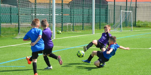 STAGE DE FOOT POUR NOS JEUNES U8, 9 ET 11 DE L'ESF2018 PENDANT LES VACANCES DE PRINTEMPS