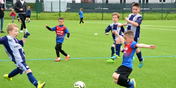 STAGE DE FOOT POUR NOS JEUNES U8, 9 ET 11 DE L'ESF2018 PENDANT LES VACANCES DE PRINTEMPS