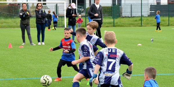 STAGE DE FOOT POUR NOS JEUNES U8, 9 ET 11 DE L'ESF2018 PENDANT LES VACANCES DE PRINTEMPS