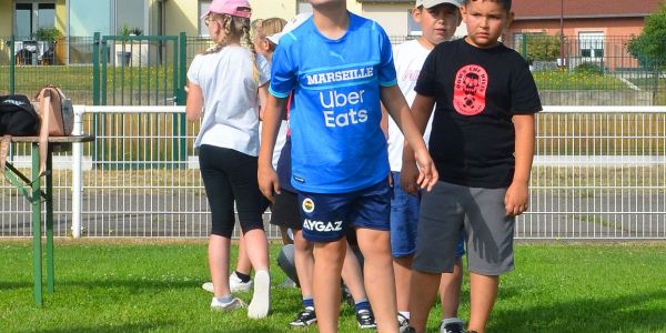 OLYMPIADES DE L'ÉCOLE ROBERT SCHUMAN AU STADE DU FC SARRALBE