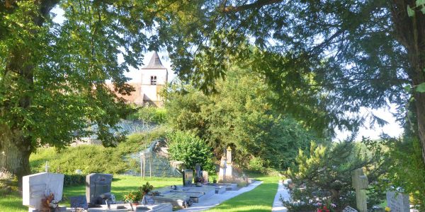 FLÂNER DANS LES ALLÉES DU CIMETIÈRE !!!