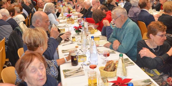 RETROUVAILLES DES SENIORS