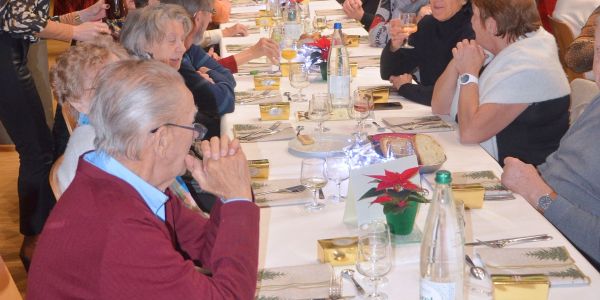 RETROUVAILLES DES SENIORS