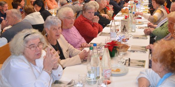 RETROUVAILLES DES SENIORS