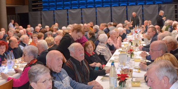 RETROUVAILLES DES SENIORS