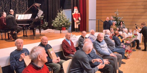RETROUVAILLES DES SENIORS
