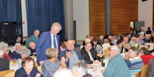 RETROUVAILLES DES SENIORS