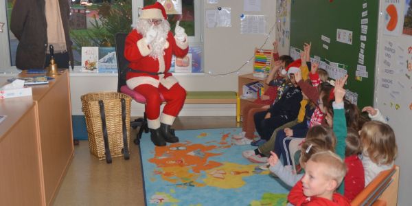 Père Noël dans nos écoles