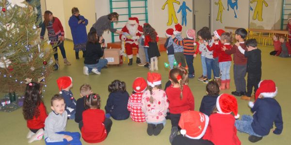 Père Noël dans nos écoles