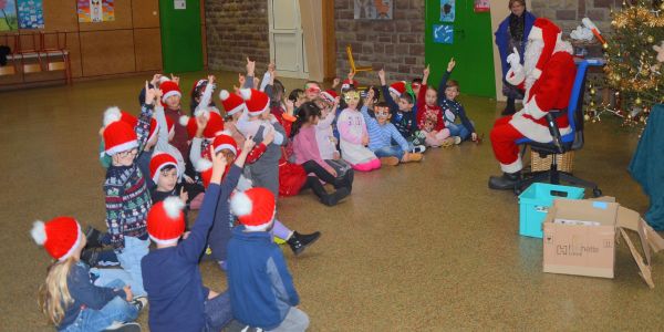Père Noël dans nos écoles