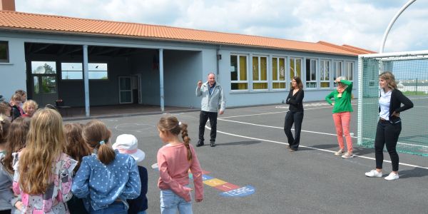 Nouvelle jeunesse et nouvelle mission pour ce vieux banc public