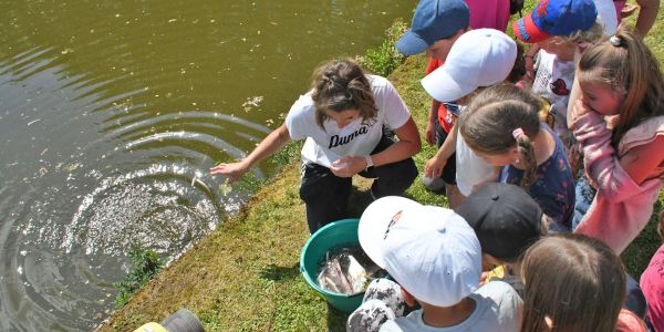 Sortie Initiation, Ateliers et Concours de Pêche pour les Élèves de l'École Élémentaire de Rech