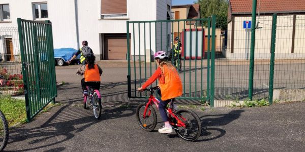 ‌Deuxième sortie vélo pour la classe de CM1/CM2 de Mme Mast