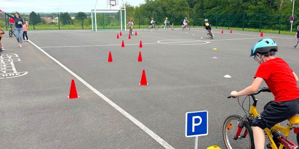 Cyclo à l’école de Rech