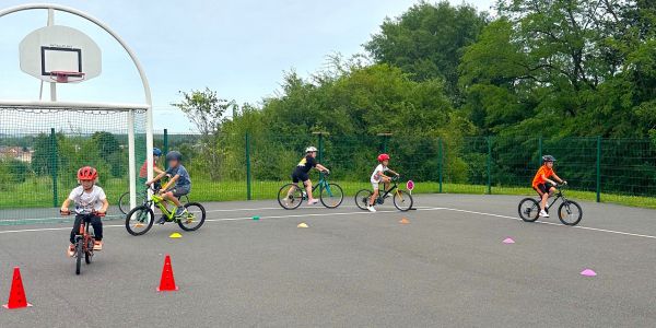 Cyclo à l’école de Rech