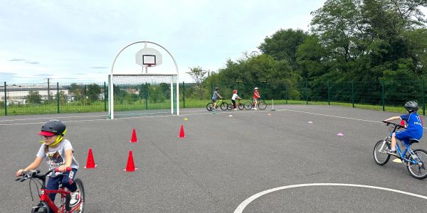 Cyclo à l’école de Rech