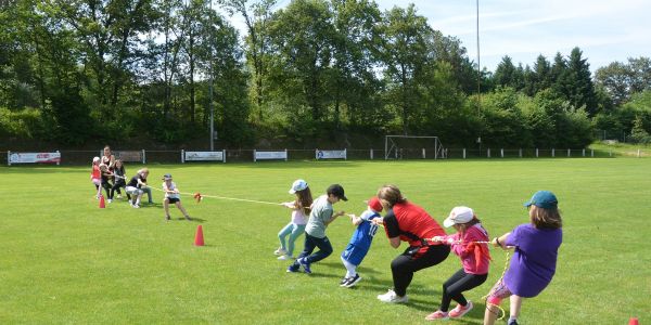 Les Olympiades extraordinaires pour clore cette année scolaire 2024 dans nos écoles de Rech !