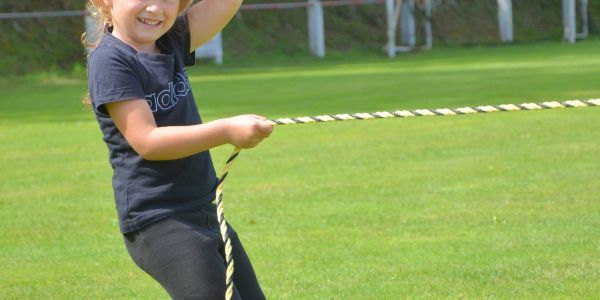 Les Olympiades extraordinaires pour clore cette année scolaire 2024 dans nos écoles de Rech !