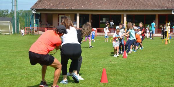 Les Olympiades extraordinaires pour clore cette année scolaire 2024 dans nos écoles de Rech !