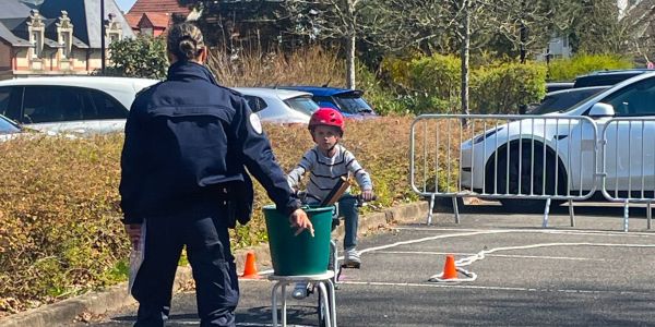 Les élèves de Rech relèvent le défi du challenge inter-écoles de la piste routière