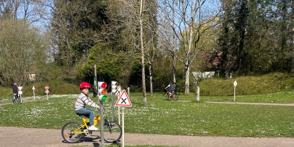 Les élèves de Rech relèvent le défi du challenge inter-écoles de la piste routière