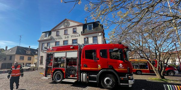 NOS JEUNES SAPEURS-POMPIERS EN ACTION...