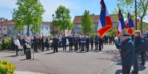 COMMÉMORATION EN MÉMOIRE DES VICTIMES DE LA DÉPORTATION