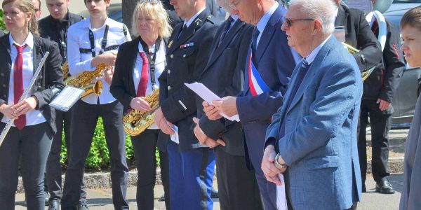 COMMÉMORATION EN MÉMOIRE DES VICTIMES DE LA DÉPORTATION